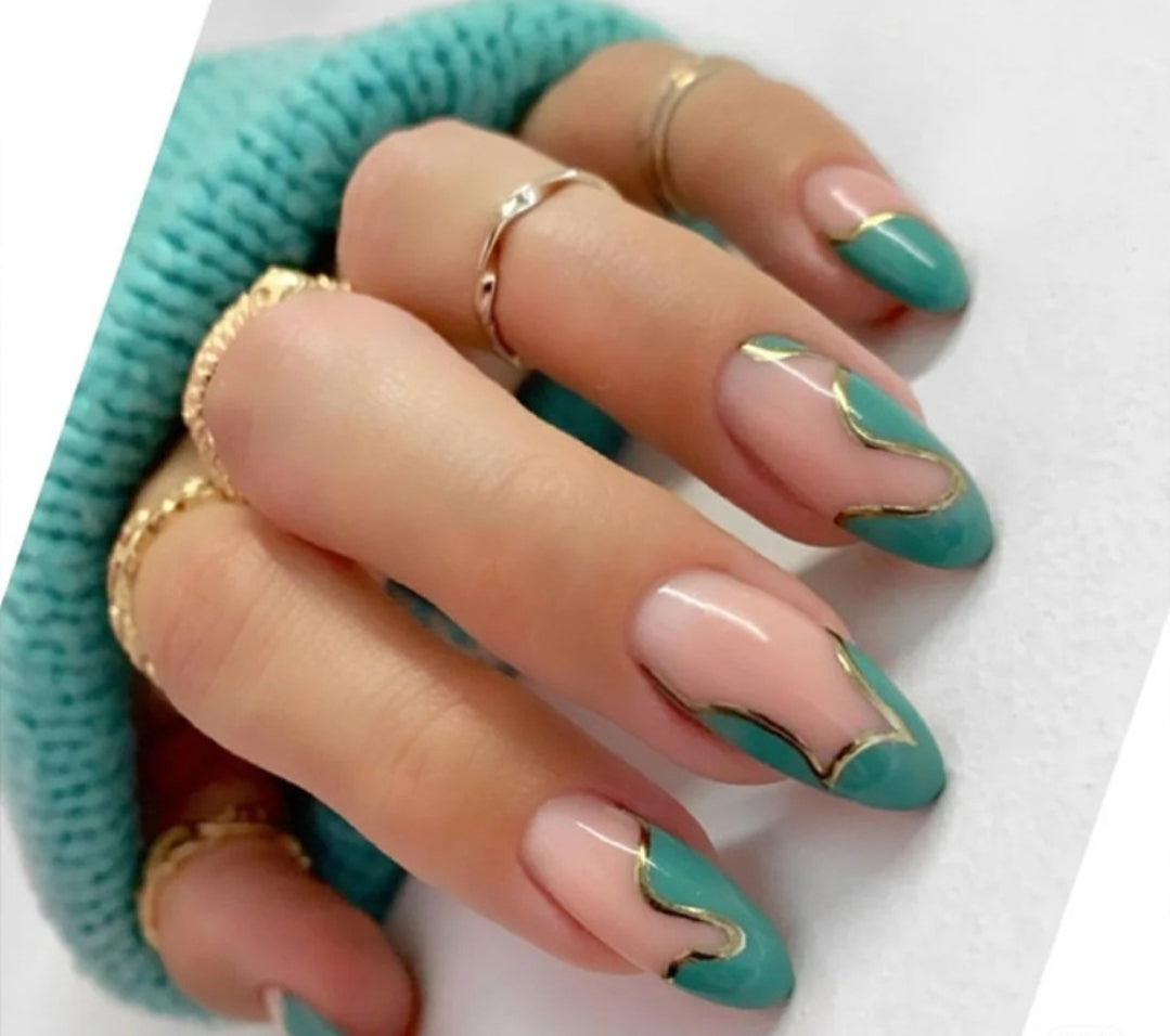 25 Beautiful Emerald Green and Gold Nails For Your Inspiration  Nail  Designs Daily